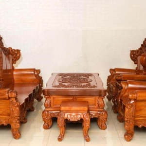 Những dòng salon gỗ cũ luôn có nhu cầu thu mua cao trên thị trường