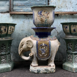 Dịch vụ thu mua chậu đôn cổ Quận 5: Giá cao, Uy tín và Chuyên nghiệp