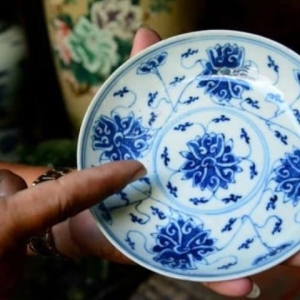 Dịch Vụ Chuyên Thu Mua Chén Dĩa Cổ: Hướng Dẫn Bán Đồ Cổ Hiệu Quả