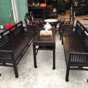 So sánh: Bán bộ bàn ghế gỗ xưa cho tiệm đồ cũ và cho đơn vị thu mua chuyên nghiệp