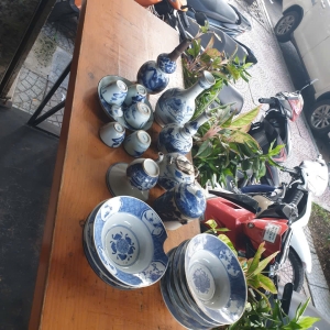 Thu mua đồ cũ giá cao: nên bán lẻ từng món hay bán trọn gói? Phân tích ưu nhược điểm