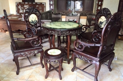 Ưu điểm và nhược điểm khi phục chế bàn ghế gỗ xưa trước khi bán