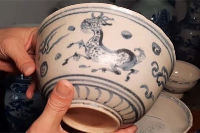 7 dấu hiệu nhận biết gốm sứ cổ xưa thật – giả cho người không chuyên