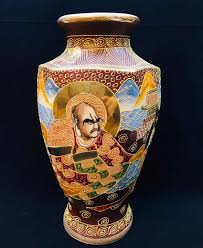 Gốm sứ Nhật Bản 