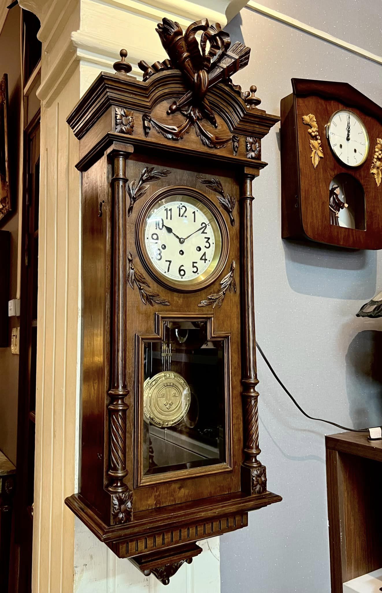 thu-mua-dong-ho-co-treo-tuong