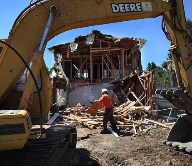 thu-mua-xac-nha-go-cu-2