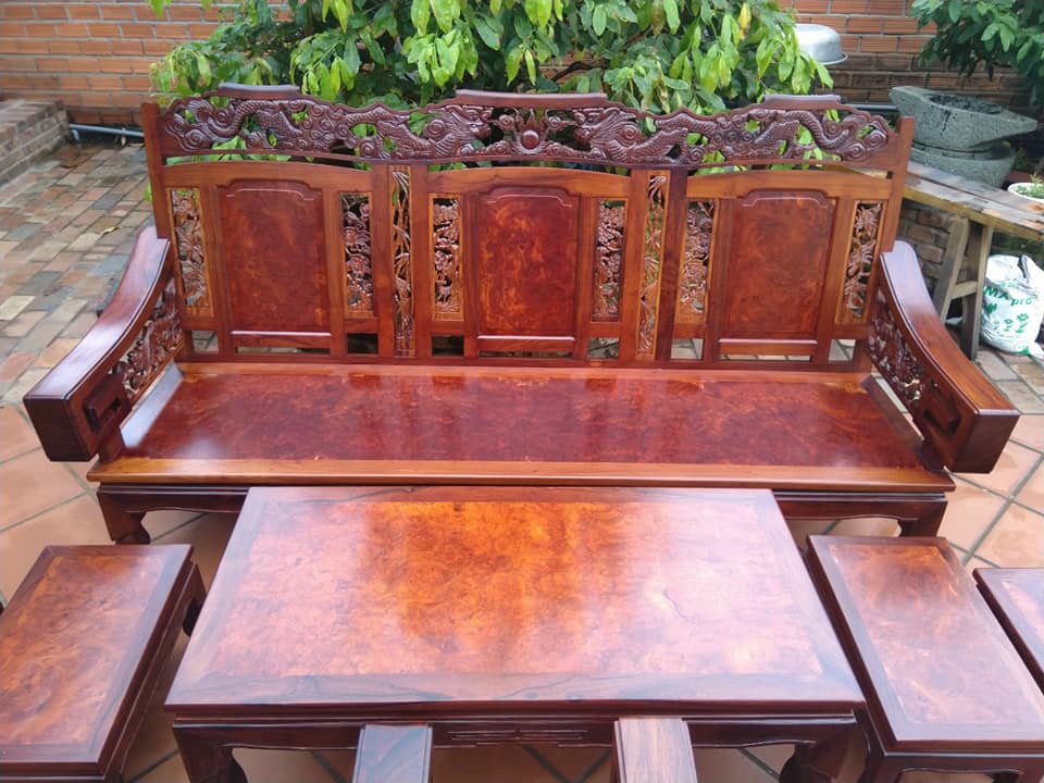 thu-mua-salong-go-cu-tphcm