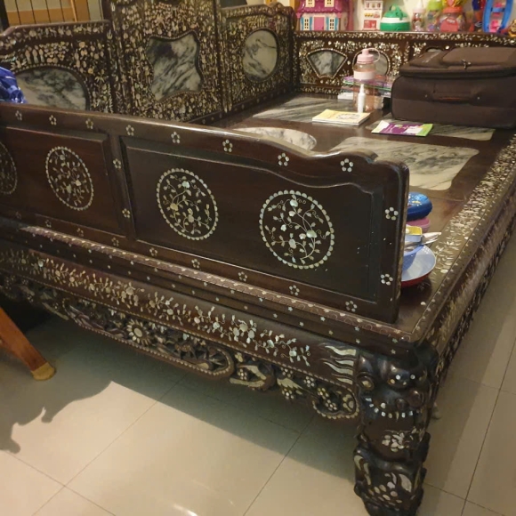 thu-mua-noi-that-go-cu-tan-noi