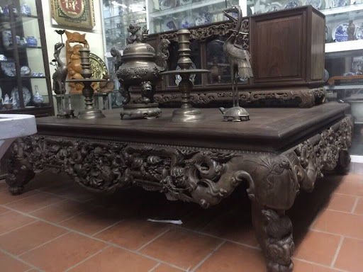 sập gụ tủ chè xưa